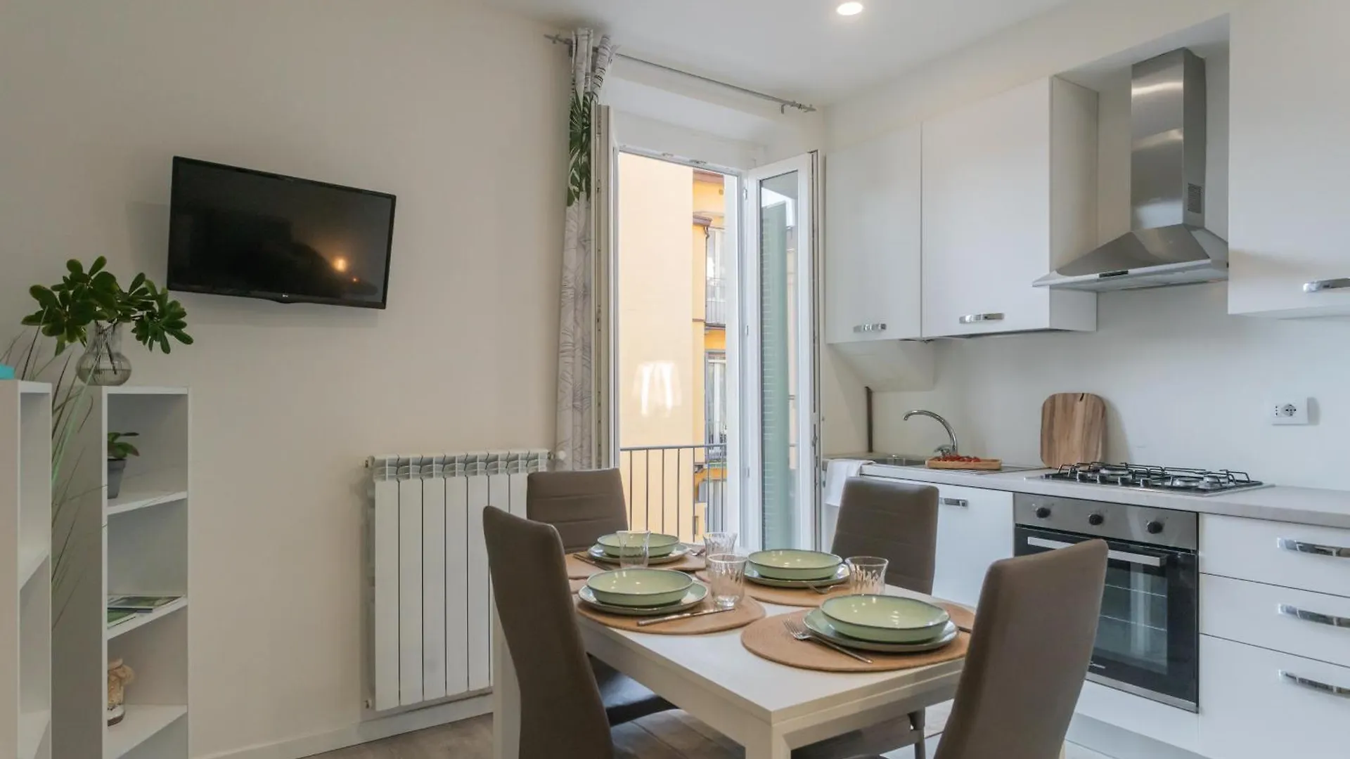 Zezio 44 By Rent All Como Apartment