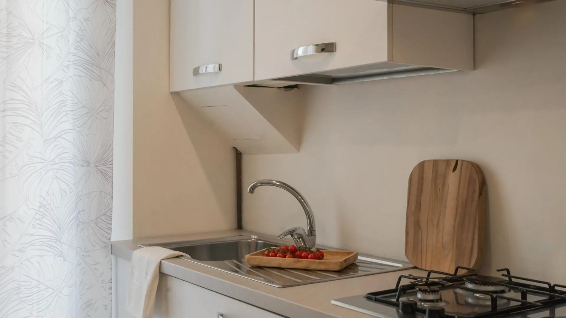 Zezio 44 By Rent All Como