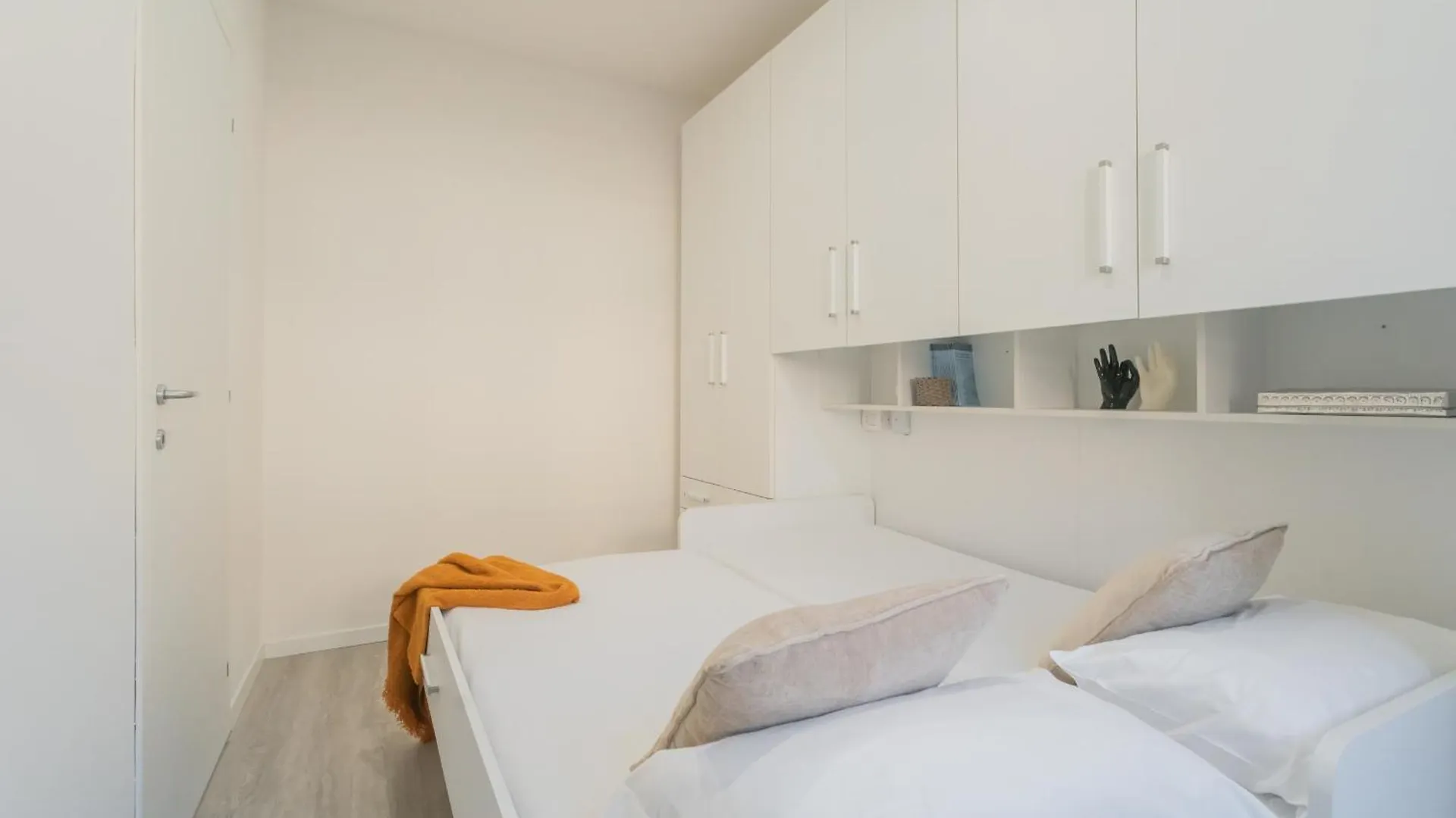 Apartment Zezio 44 By Rent All Como Italy